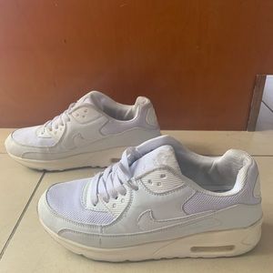 Size 7, Nike